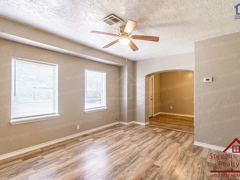 1303 NW Taylor Ave — Photo 24