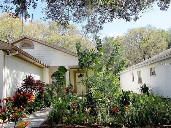 2nd image of 10834 Peppersong Dr
