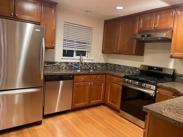 12036 Roosevelt Way NE APT C