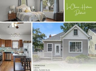 907 Troy Rd, Edwardsville, IL 62025