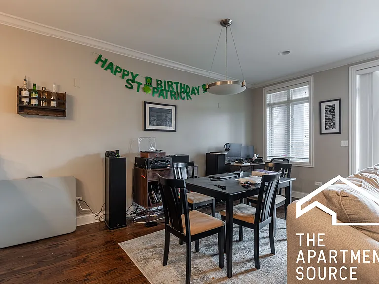 1136 W Diversey Pkwy #3 — Photo 18
