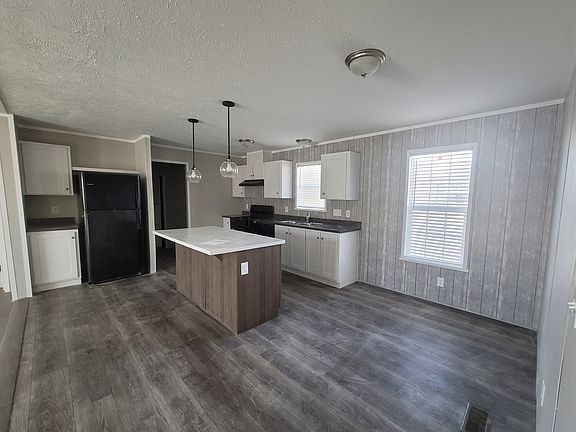 3rd image of 2253 N 9th St Lot A14