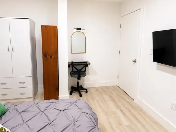 (undisclosed Address), Miami, FL 33125