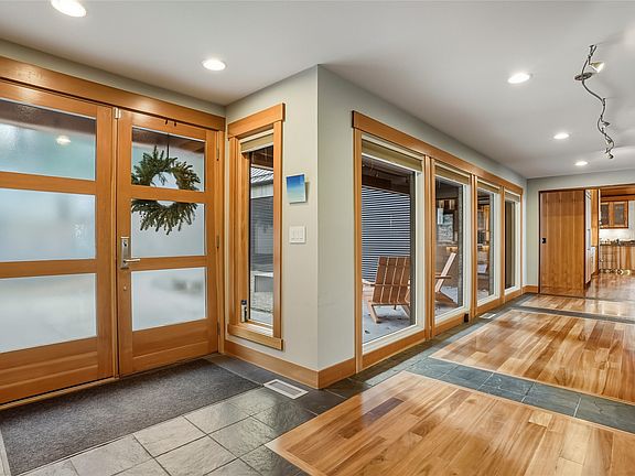 5th image of 2 Elk Ridge Ct