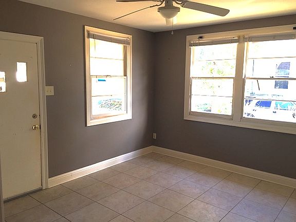 2nd image of 3630 Cypress St