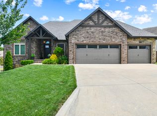835 E Donegal Cir, Nixa, MO 65714