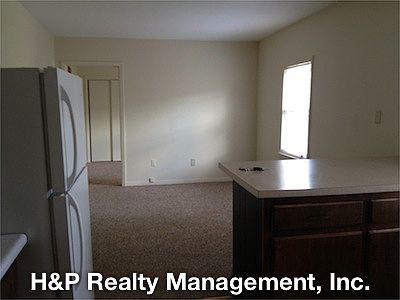 2nd image of 460 Trenton Ave APT 4