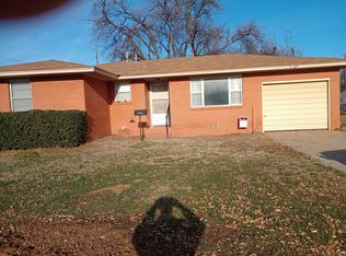 1010 Rosebud St, Burkburnett, TX 76354