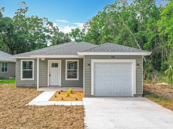 921 Helen St, Saint Augustine, FL 32084