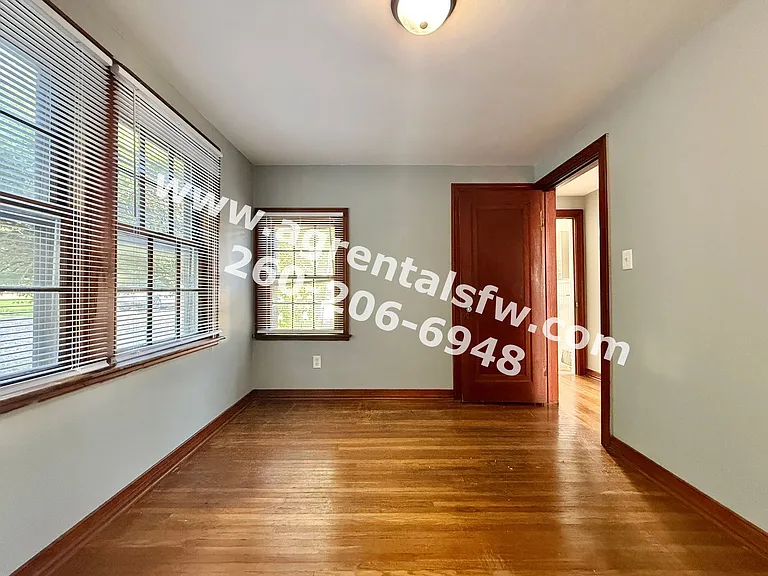 1015 Irene Ave — Photo 9