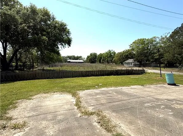 1920 W MAIN Street, Ville Platte, LA 70586