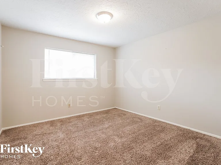 4426 Adonis Dr — Photo 12