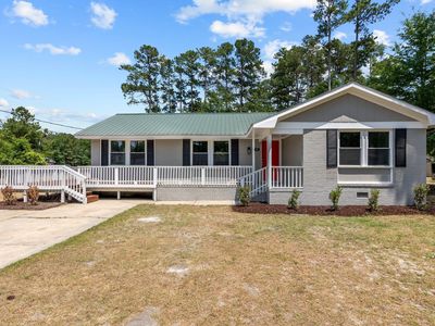 712 N Jackson St, Raeford, NC, 28376