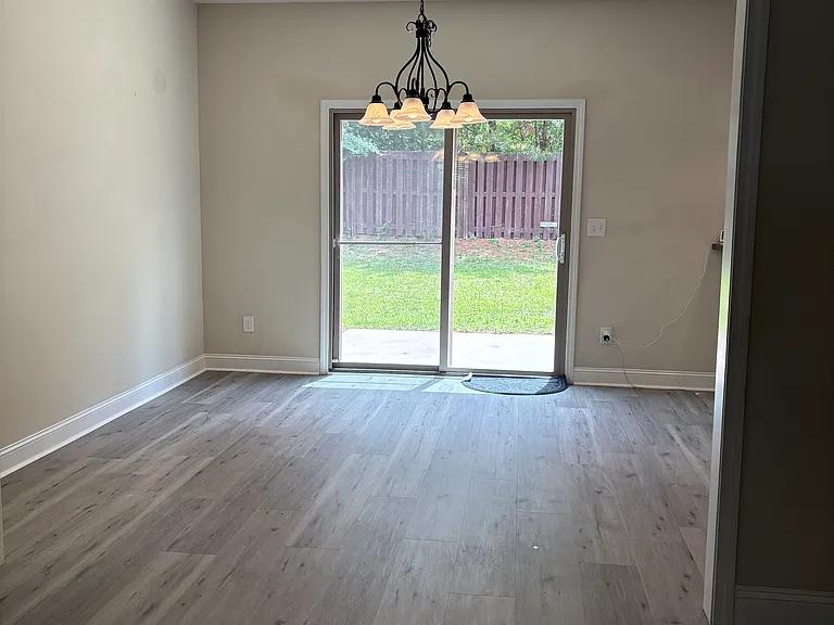 505 Cranberry Cir — Photo 4