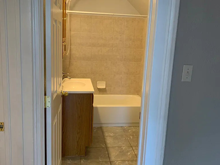 627 N Elati St — Photo 14