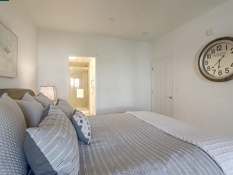3275 Dublin Blvd #426 — Photo 8