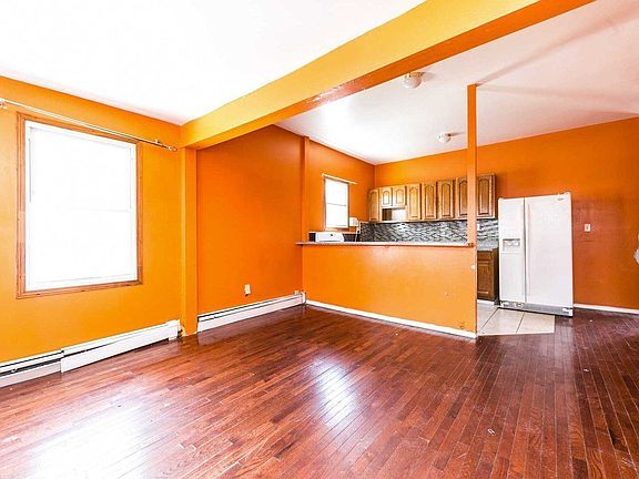 4th image of 17210 140th Ave #2