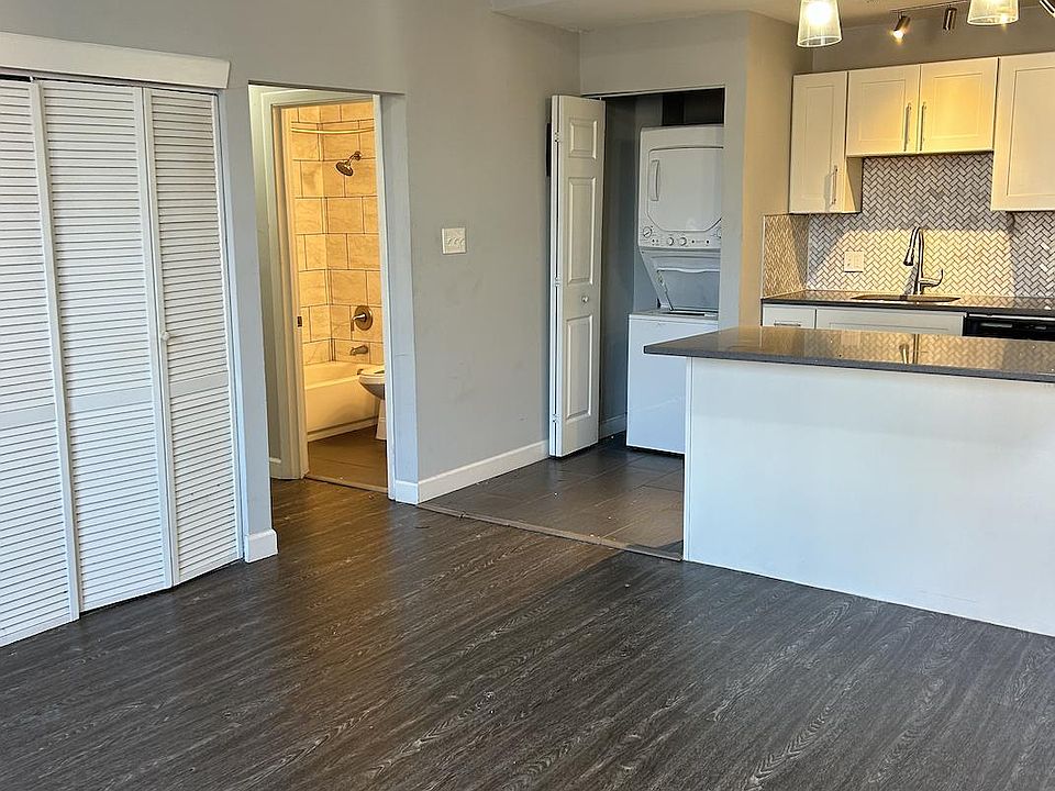 1st image of 4503 McPherson Ave APT 303
