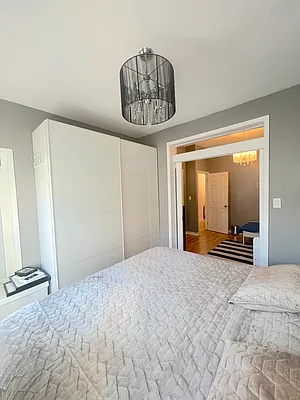 Rented by REALTY QUEST NEW YORK INC | media 47