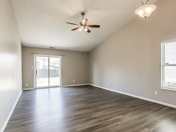 3rd image of 7764 Sergi Canyon Dr