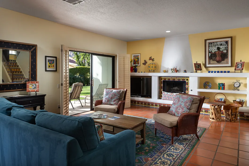 2 bed, 2.5 bath, 1627 sqft, $3,000 — Photo 4