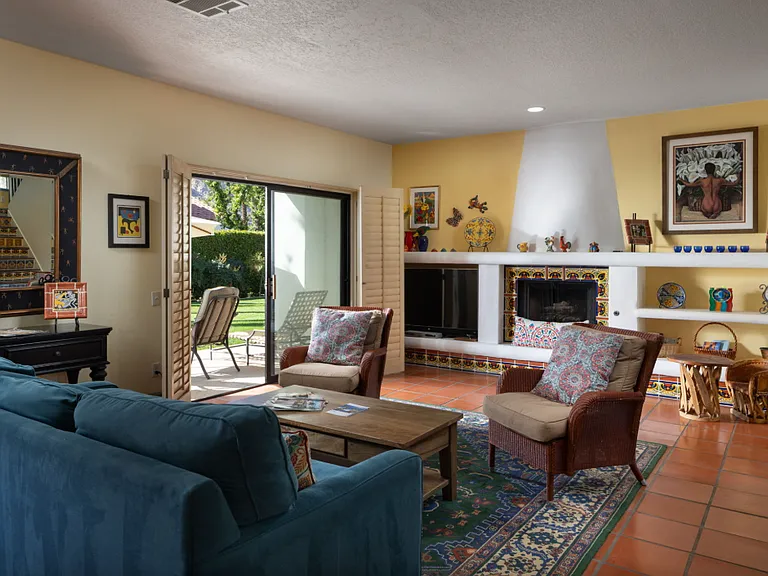 77309 Avenida Fernando — Photo 4