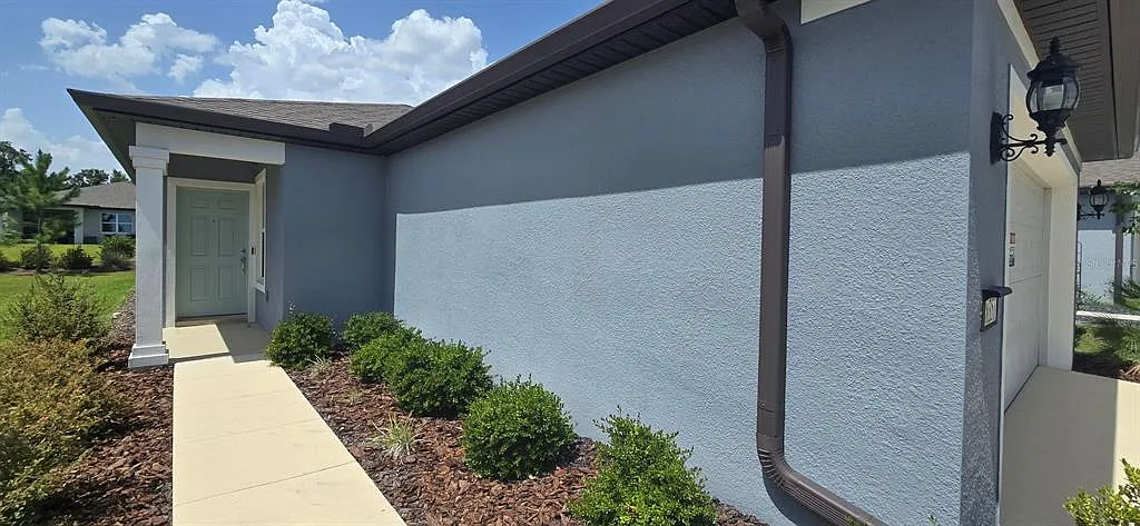 3 bed, 2.0 bath, 1256 sqft, $2,150 — Photo 2