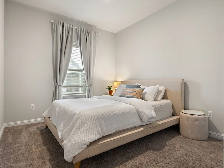 7907 Mellencamp Dr — Photo 15