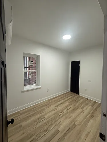 5306 Master St Photo 1