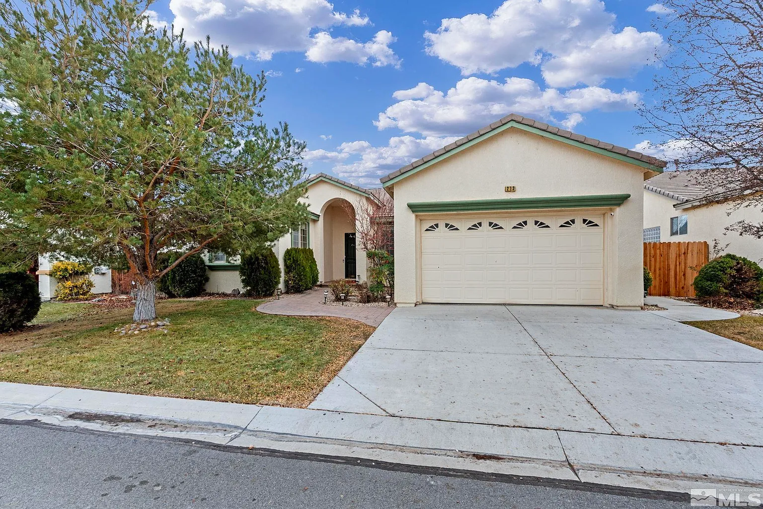 273 La Costa Ave photo 1