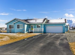 13706 E Grassland Cir, Palmer, AK 99645