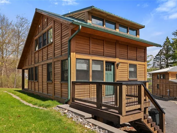 930 Hector St, Ithaca, NY 14850