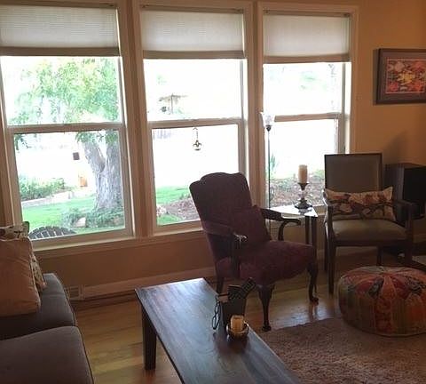4th image of 26 Dartmouth Cir