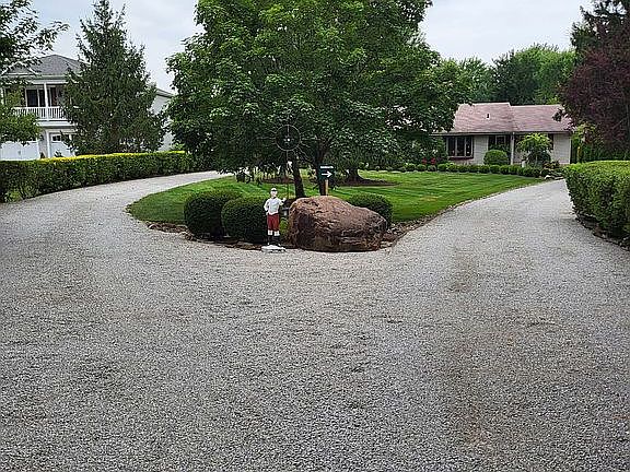 4th image of 9410 Chillicothe Rd