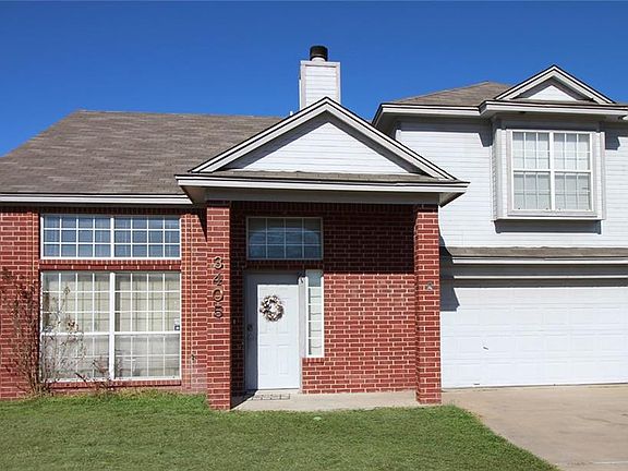 2nd image of 3405 Bamboo Ln