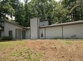 3307 Sunderland Dr, Snellville, GA