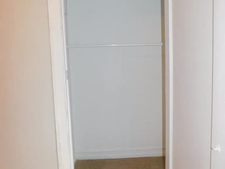 Oak Crest — Photo 26