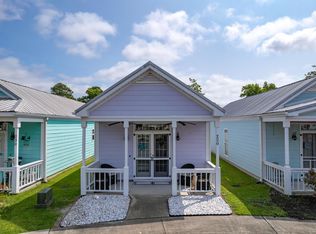 220 Addison Cottage Way, Murrells Inlet, SC 29576