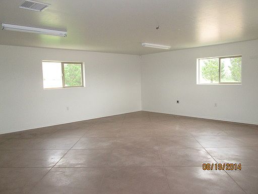 2nd image of 2301 W Quail Hollow Trl
