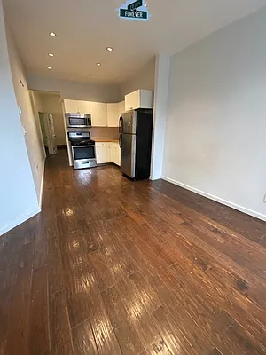 Rented by Fifth & Forever LLC | media 16