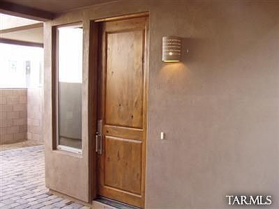 Main Entrance has covered Courtyard