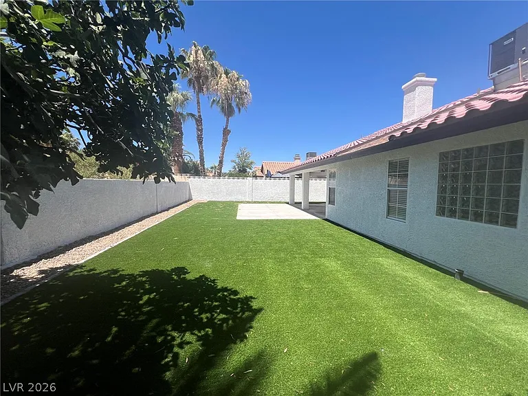 5645 W Katie Ave — Photo 41