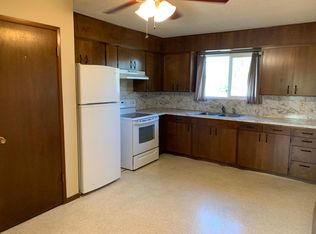321 NE Damson Ave APT C, College Place, WA 99324