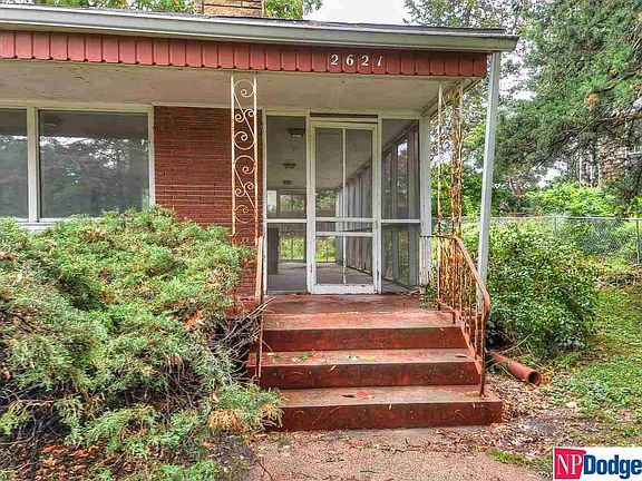 2nd image of 2621 S 100th St