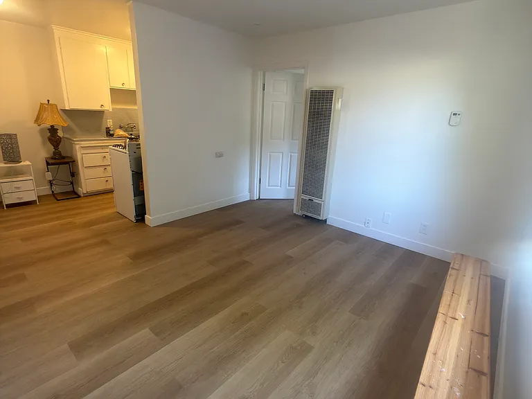 2225 Luz Ave #1 — Photo 4