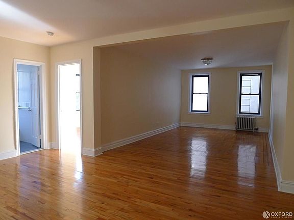 3rd image of 4760 39th Pl APT 1d