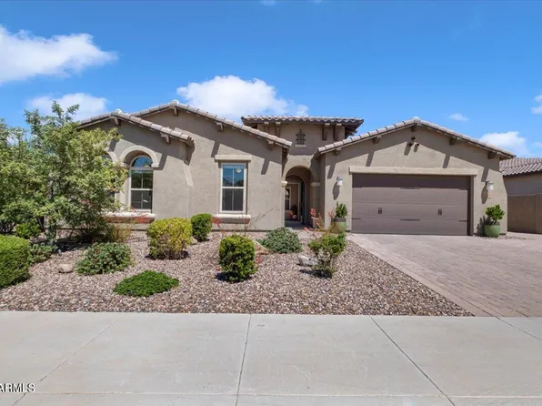 7688 S BARLOW Drive, Gilbert, AZ 85298