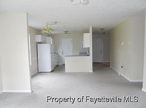 3rd image of 105 Yaupon Ct