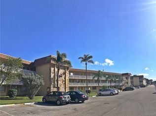 500 Village Green Cir #D303, Lake Worth, FL 33461