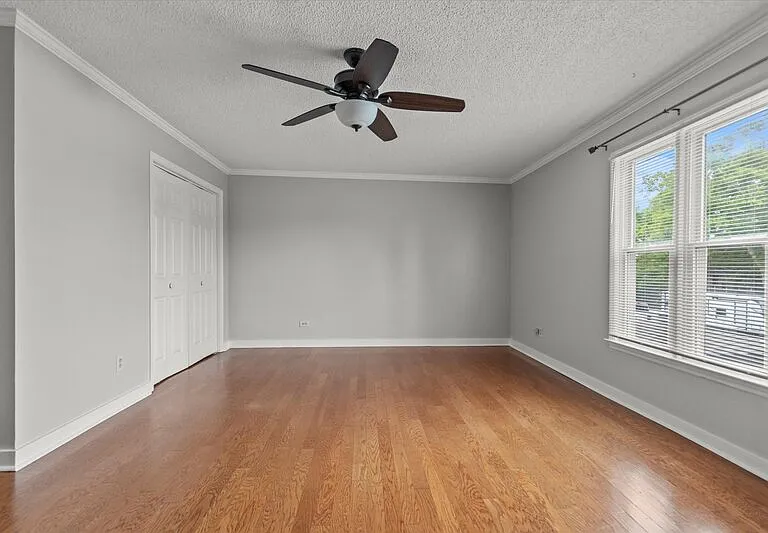 429 Russell St NE — Photo 16